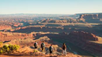 Overlooking Utah's Canyonlands | ©VisittheUSA.com