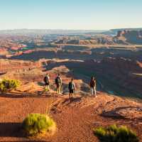 Overlooking Utah's Canyonlands | ©VisittheUSA.com