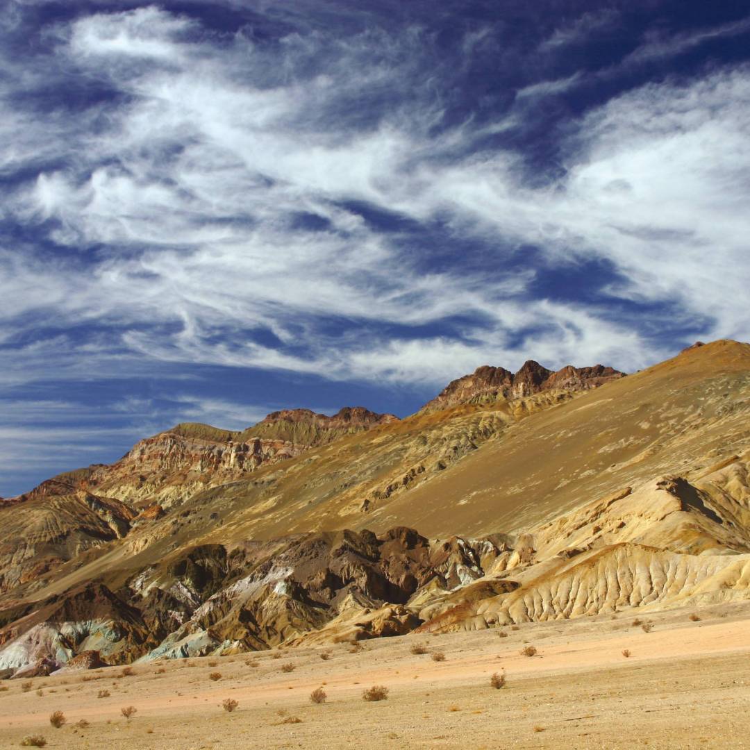 Barren landscape of California's Death Valley

 | Lynne Challinor