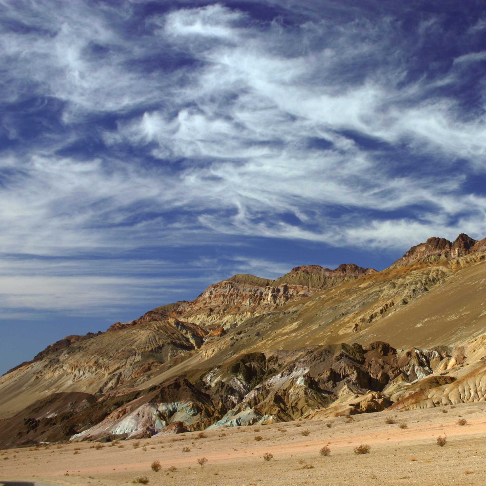 Barren landscape of California's Death Valley

 | Lynne Challinor